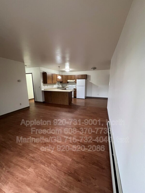 Building Photo - 129 E Mitchell Ave