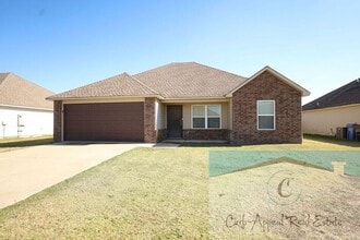 Building Photo - Move in special $800!! Beautiful 3 bed / 2 bath home - Nettleton!!