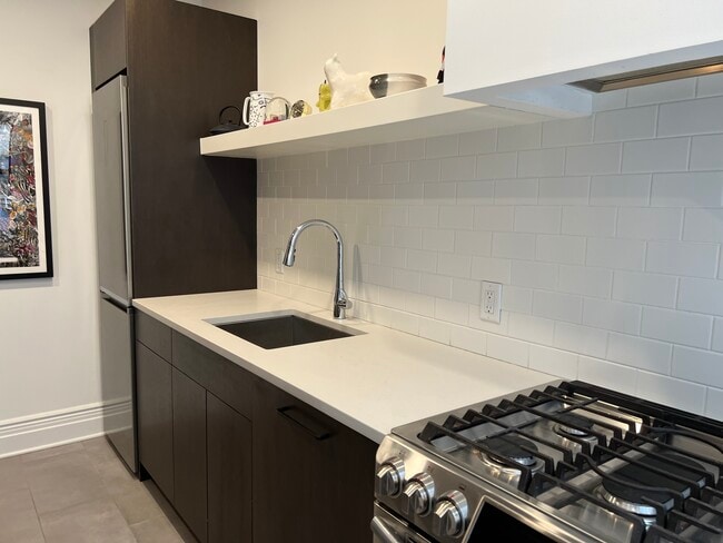 Building Photo - 2600 John F Kennedy Blvd