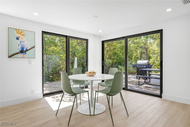 Building Photo - 1105 Skiff Pl