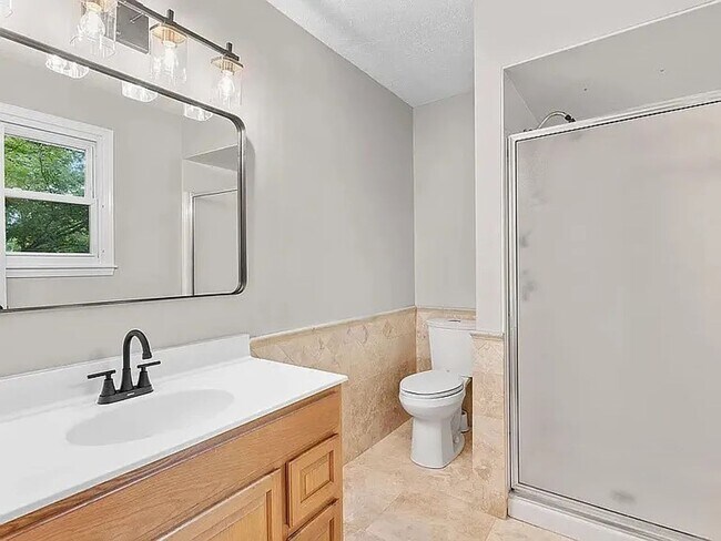Building Photo - Your Dream Home Just Hit the Market – Don’t Miss Out!