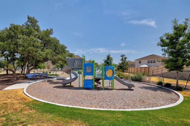 Building Photo - 305 Toddy Wy