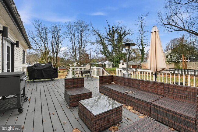 Building Photo - 7024 Lee Park Ct