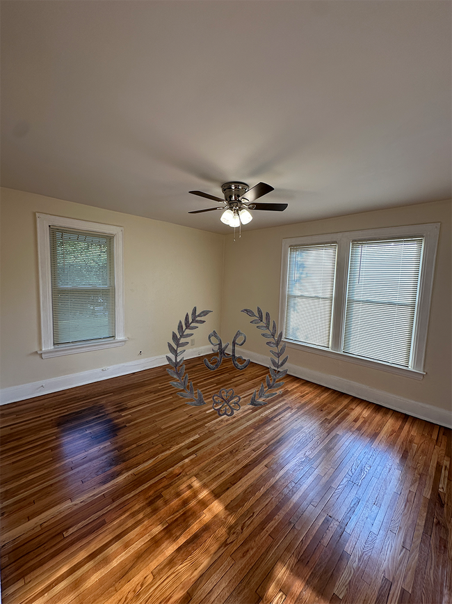 Building Photo - 119 Brunson Ave