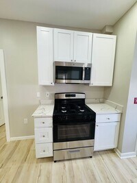 Building Photo - 59 Henry St