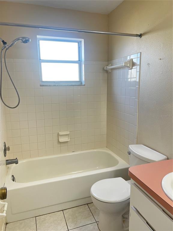 Building Photo - 3053 Salton St