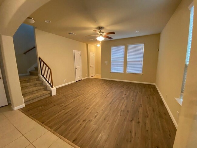 Building Photo - 1014 Lost Pines Ln