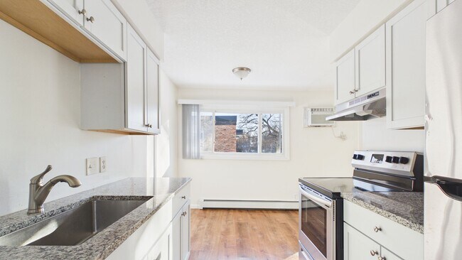 Building Photo - 10253 W 34th St
