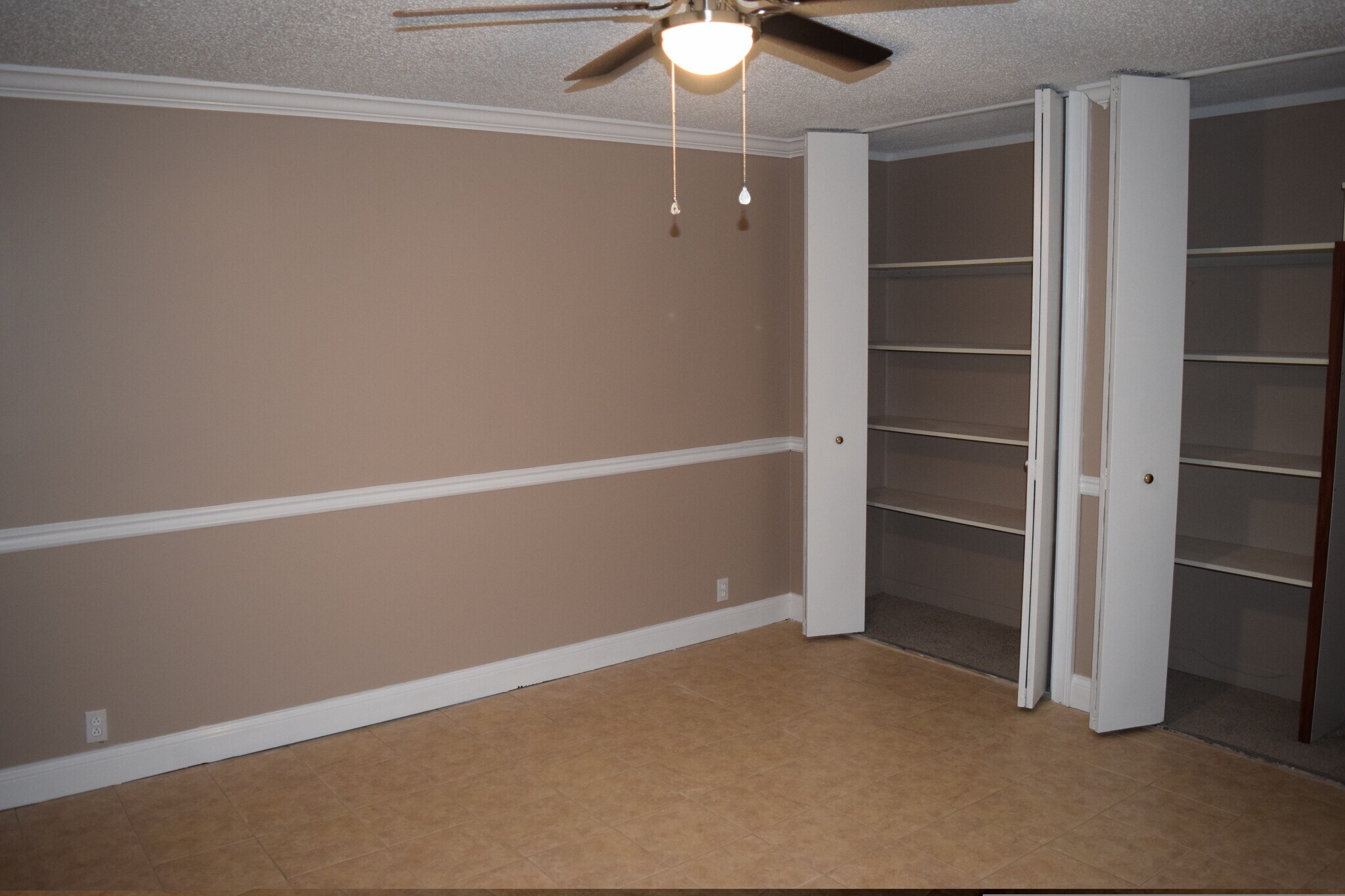 Building Photo - 8526 Madrid Ct