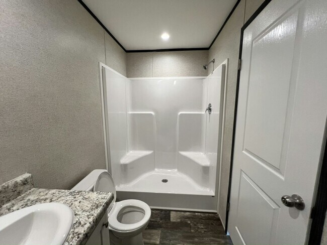 Building Photo - 69 Tower Manor Cir E