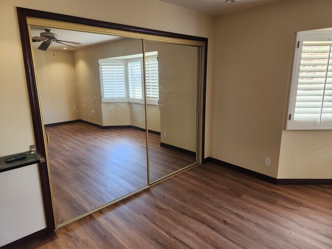 Building Photo - 79860 Fiesta Dr