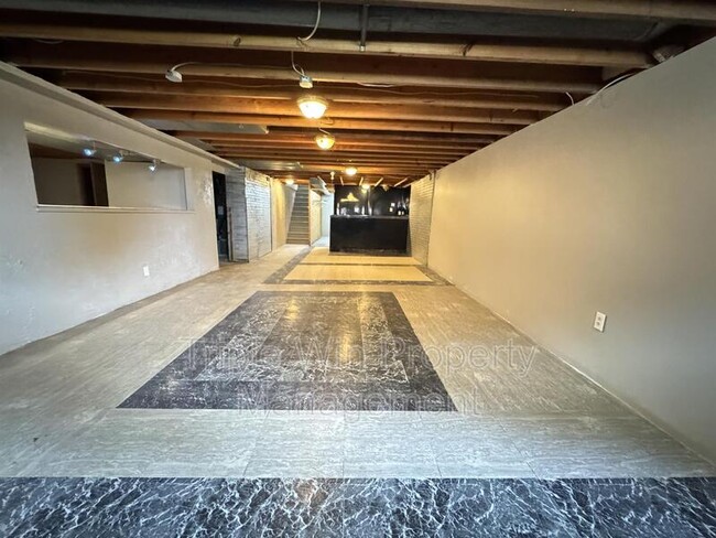 Building Photo - 11282 Ashcroft Ln