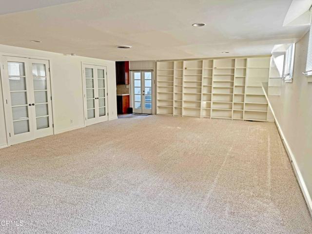 Building Photo - 4544 Hillard Ave