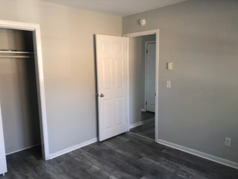 Building Photo - 15 Fordyce Ct