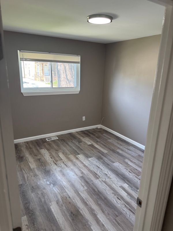 Building Photo - 8220 Lozier Ave