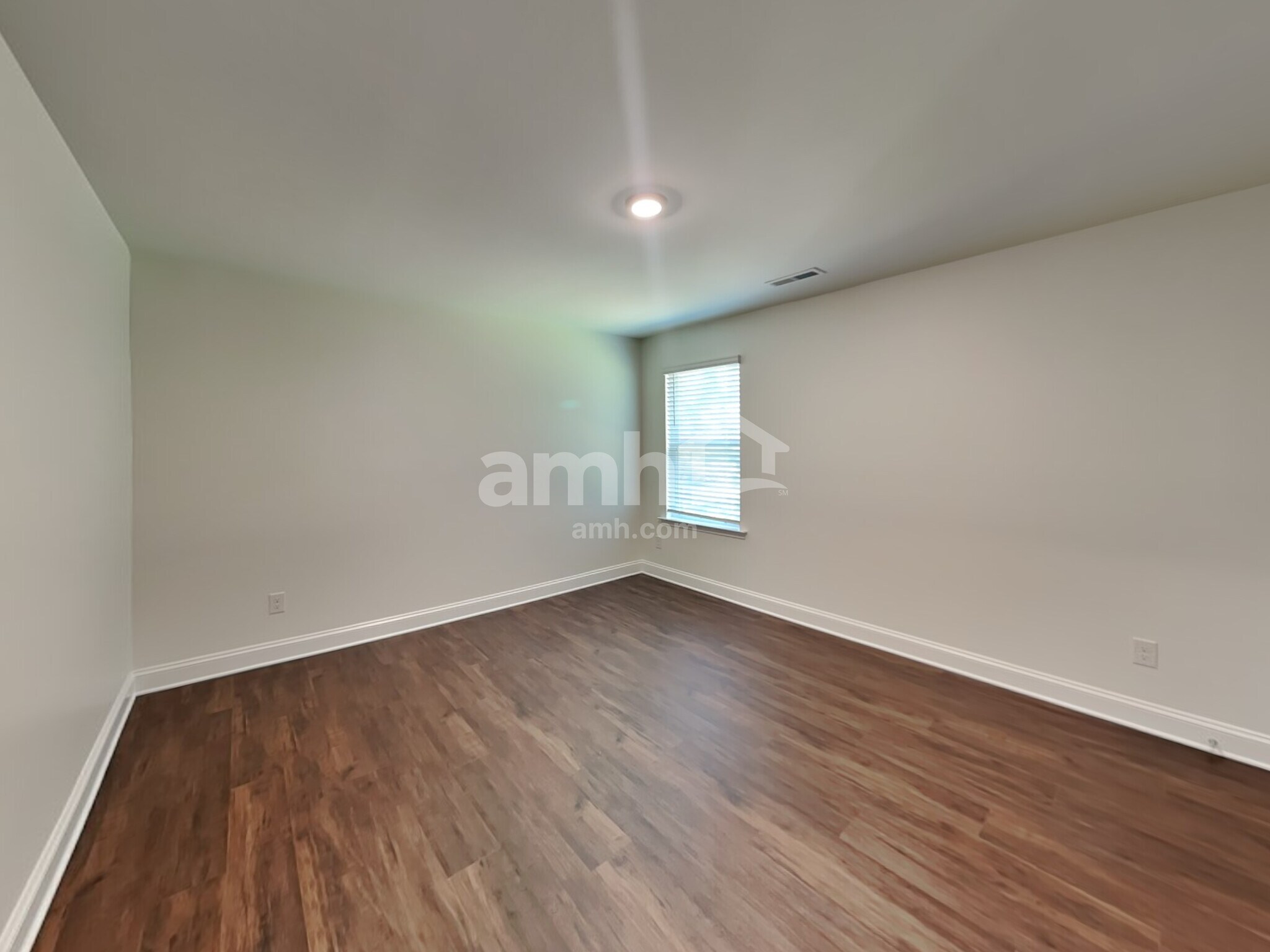 Building Photo - 7305 Garrett Ct