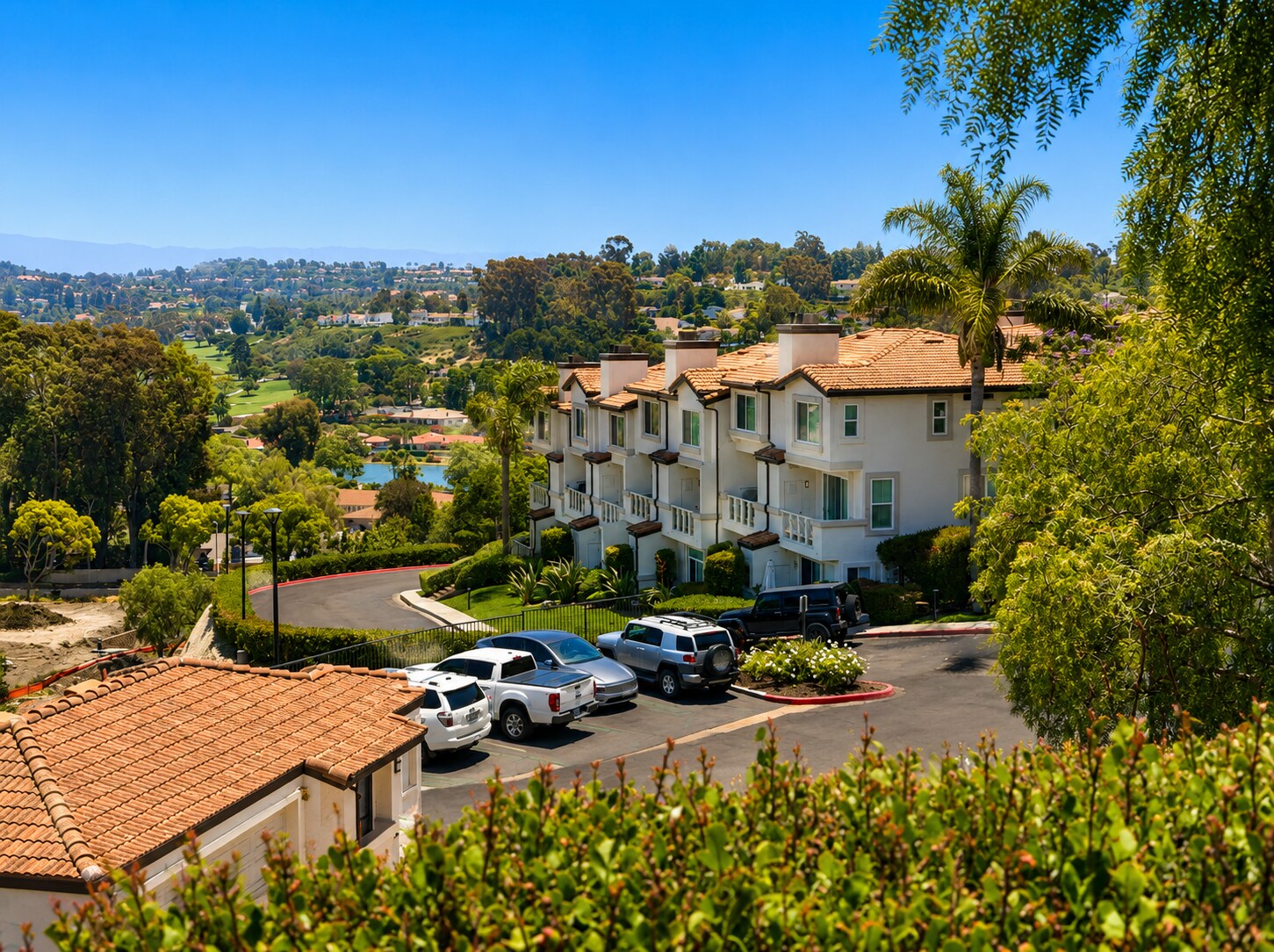 Building Photo - 30902 Club House Dr