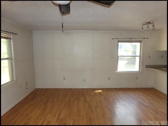 Building Photo - 1705 Lilac Cir