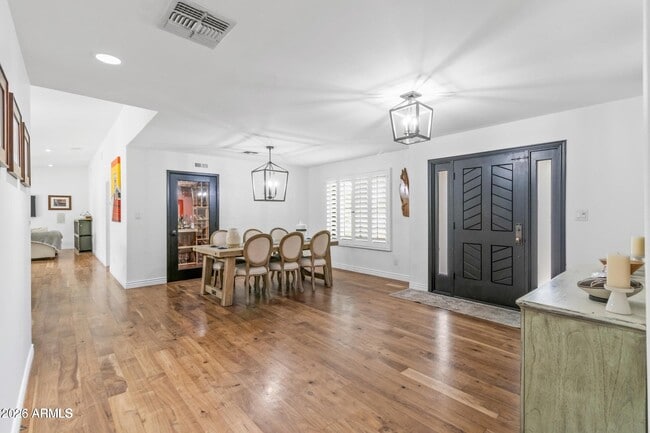 Building Photo - 13859 N 45th St