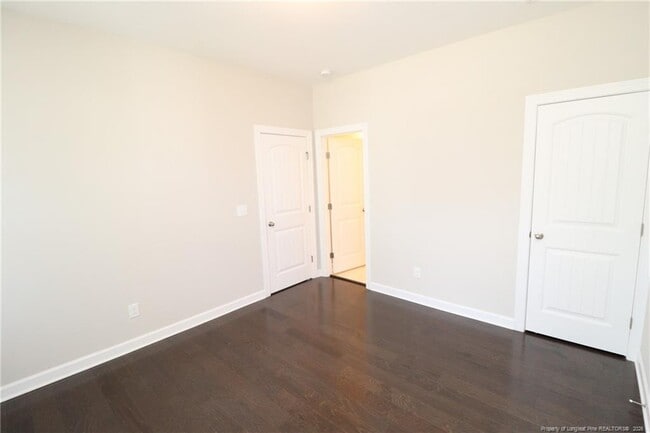 Building Photo - 240 Mystwood Hollow Cir