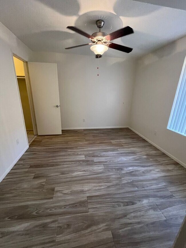 Building Photo - Welcome Home to El Diablo Apartments – 1 B...