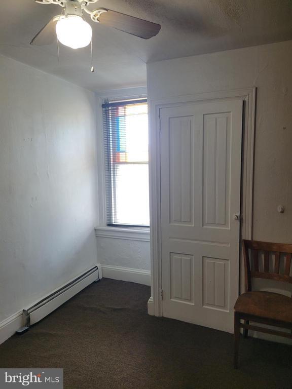 Building Photo - 835 W Marshall St