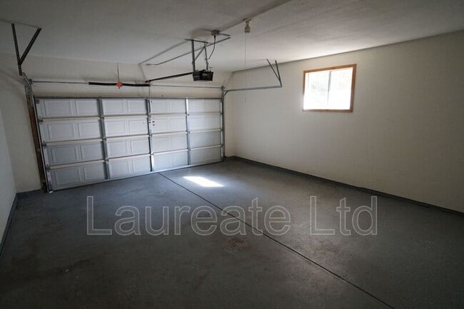 Building Photo - 7637 S Datura Cir W