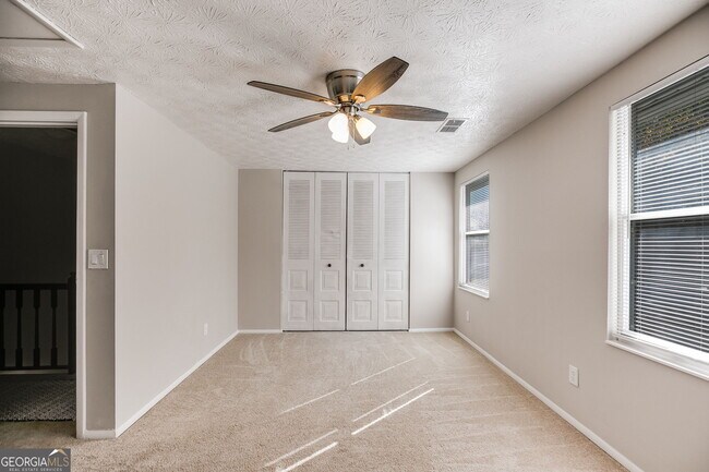 Building Photo - 6413 Wedgewood Trce