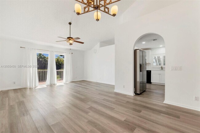 Building Photo - 7370 NW 61st Terrace