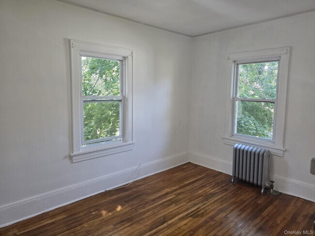 Building Photo - 420 Bedford Ave