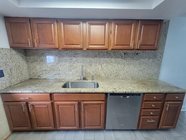 Building Photo - 7730 Wicklow St