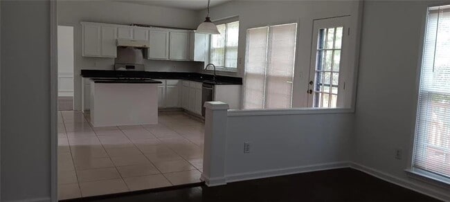 Building Photo - 3587 Thornbrooke Pl