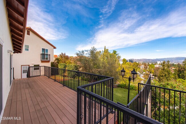 Building Photo - 5076 Escobedo Dr