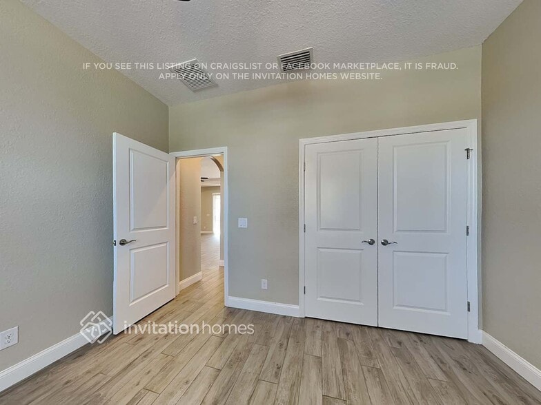 Building Photo - 3081 Pearly Dr