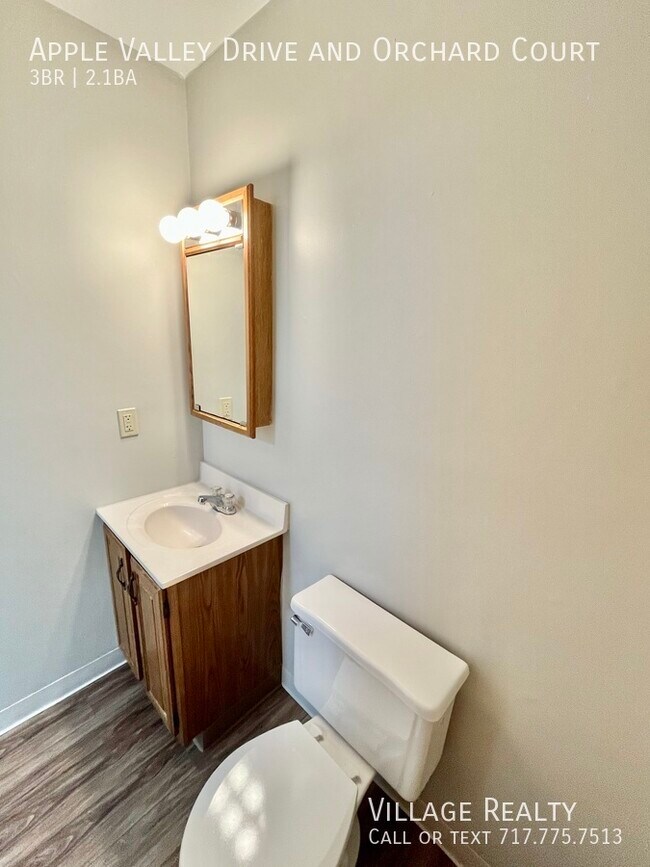 Building Photo - 710 Apple Valley Dr