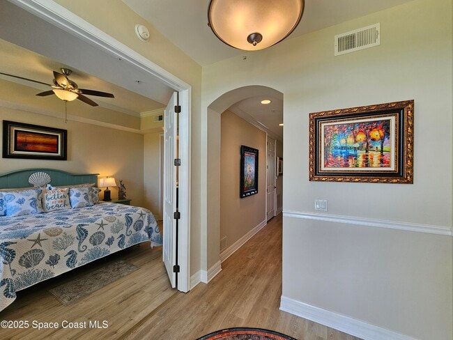 Building Photo - 590 S Banana River Dr