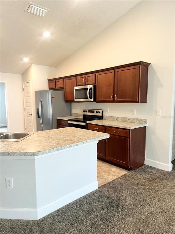 Building Photo - 430 Big Sioux Ct