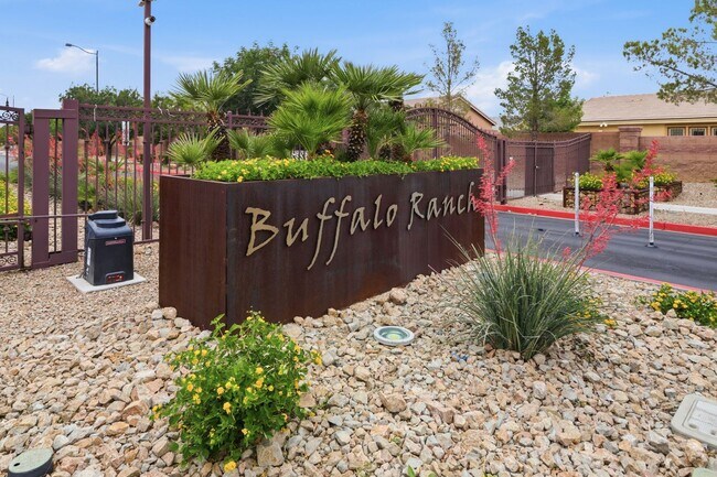 Building Photo - SW!!! Casita!!!! Single Story!!! 4 Bedrooms!!! Gated!!! End or Cut De Sac!!! Community green area...