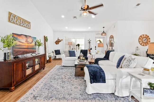 Building Photo - 6357 Terra Rosa Cir