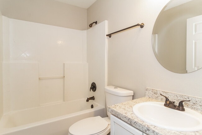 Building Photo - 4056 Forest Island Dr