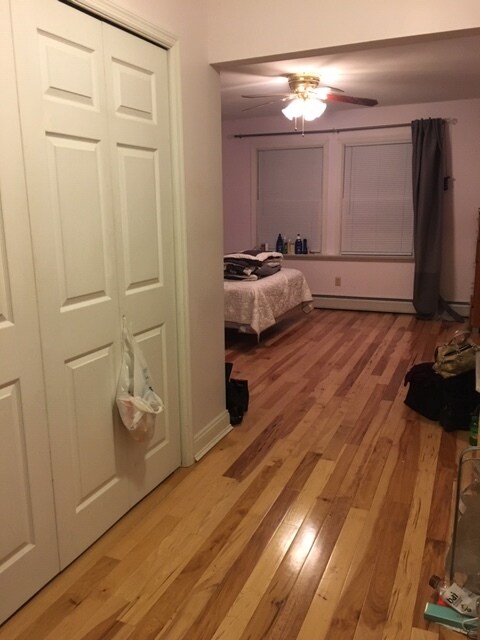 Building Photo - 742 3rd St