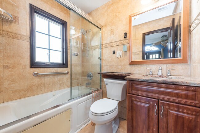 Building Photo - 53 Edward Ave