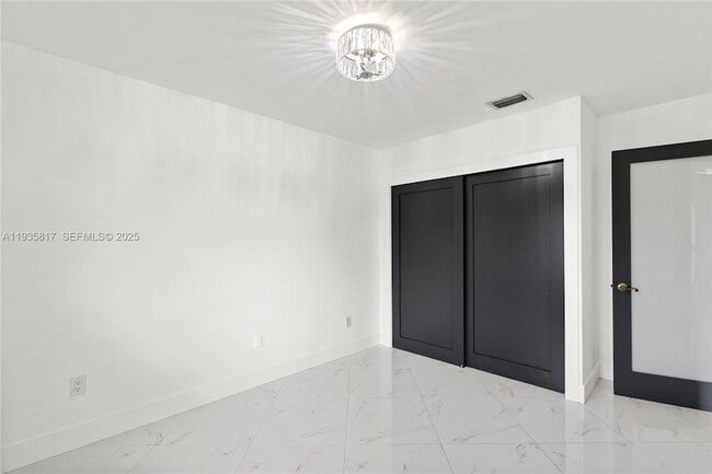 Building Photo - 13611 SW 77th St