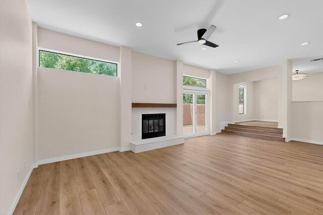 Building Photo - 2816 Don Pancho Rd NW