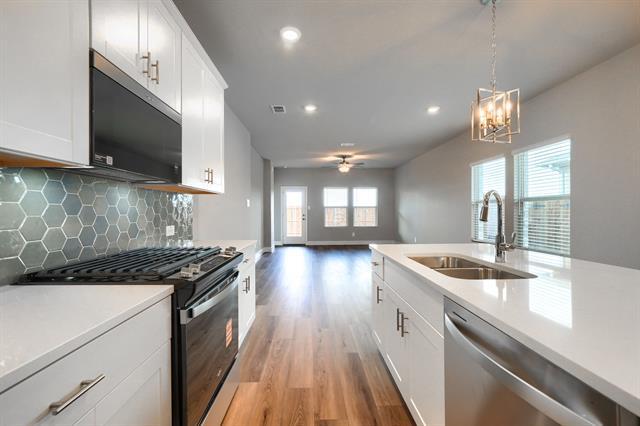 Building Photo - 1206 Booker Dr