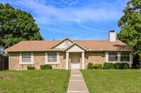 Building Photo - 4008 Shackelford Dr