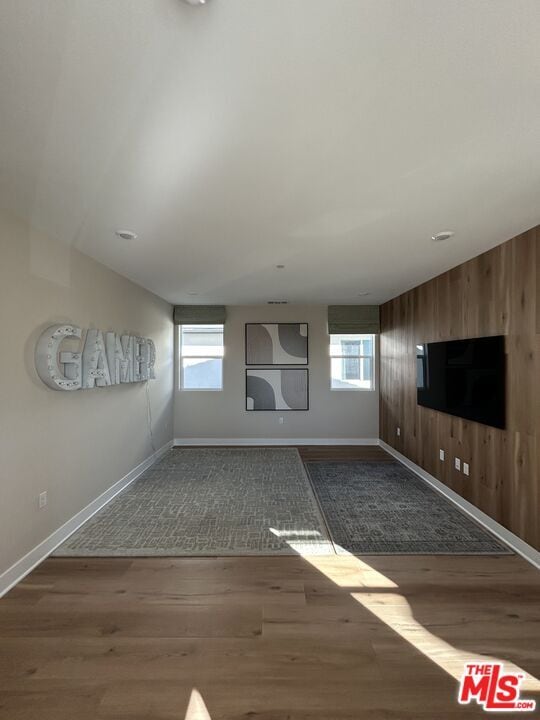 Building Photo - 406 Clipper