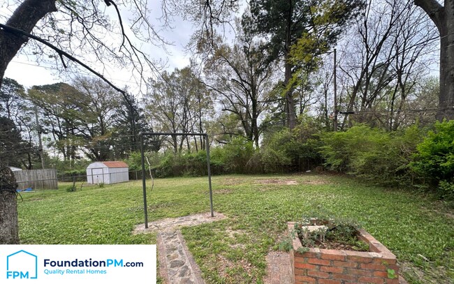 Building Photo - 3767 Philsdale Ave