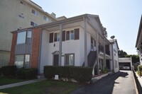 Building Photo - 11948 Magnolia Blvd