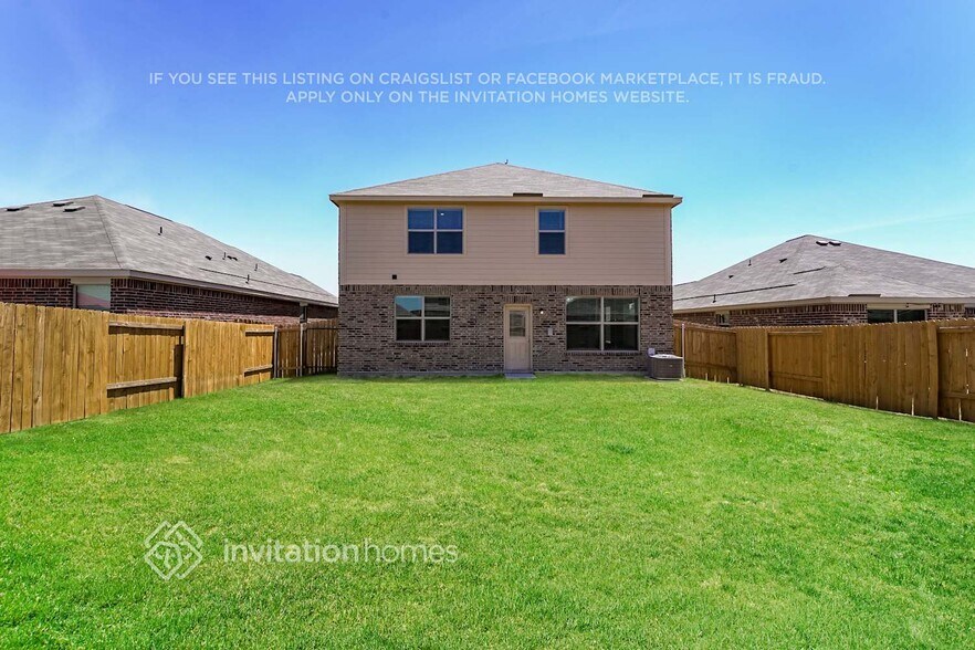 Building Photo - 917 First Street